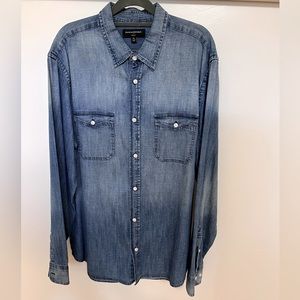 Banana Republic Casual Button-up Shirt